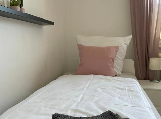 Апартаменты Wh-immobilien:citynah Mit Balkon